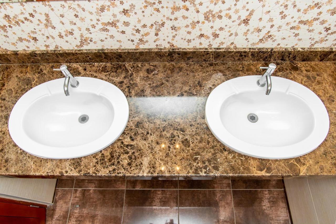 LC Hoteles Piura Extérieur photo